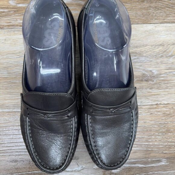 SAS Easier Slip On Gray Leather Loafer Women's Size 7 - Picture 2 of 6